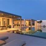 Discover the Splendor of Luxury Villas in Greece with Le Collectionist